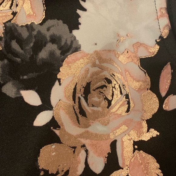 Flattering Peplum Top - Picture 4 of 6